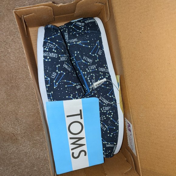 Toms Glow in Dark Constellation - Picture 4 of 5